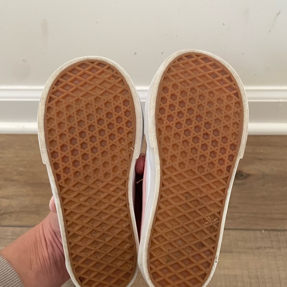 Vans Toddler Mary Jane Sneakers in Pink and White - Picture 10 of 11